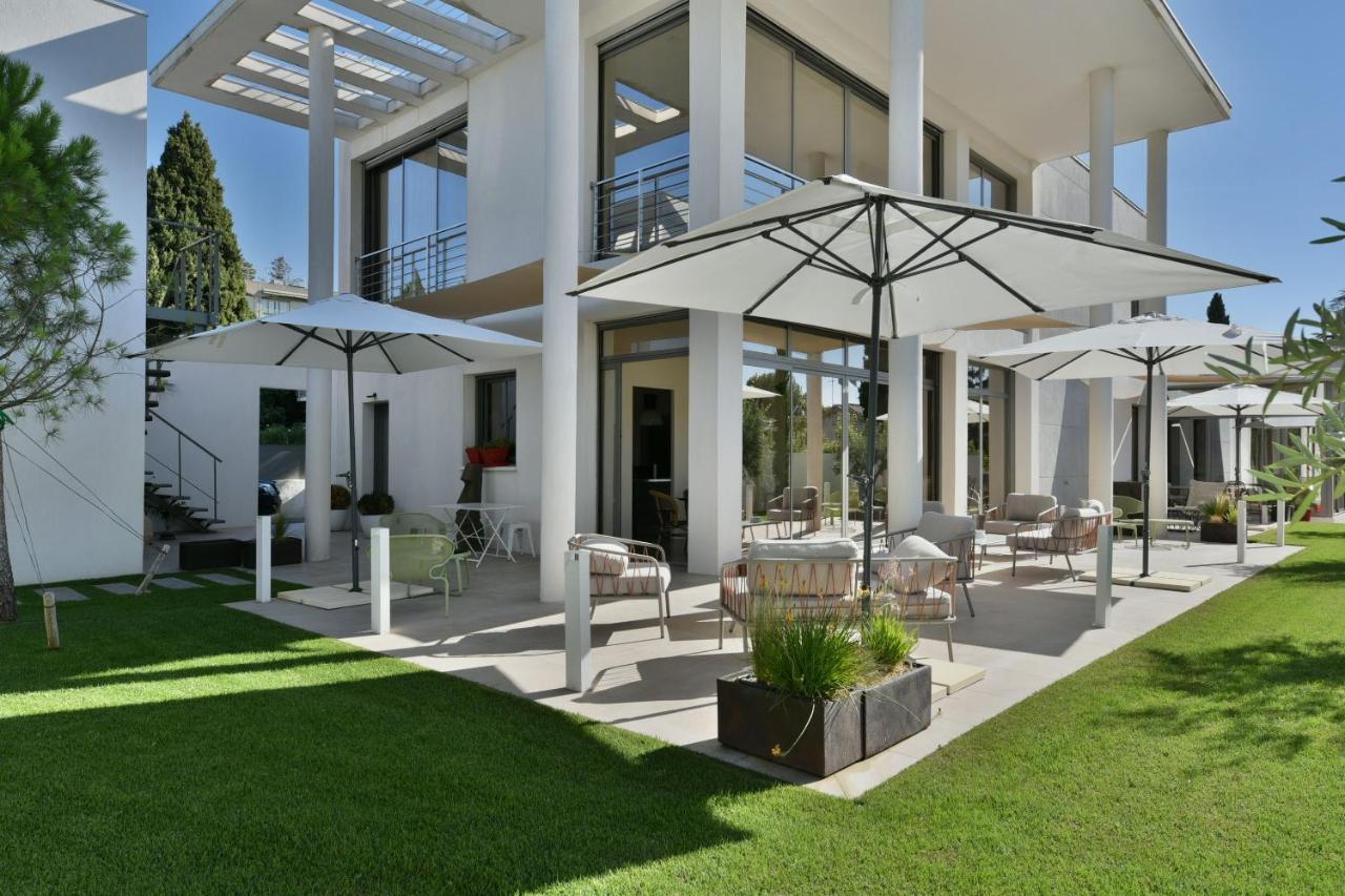 Hotel Monte Alta Salon-de-Provence Zewnętrze zdjęcie